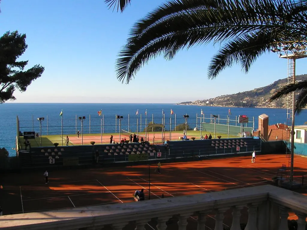 Apartment Villa Emma Ospedaletti Italy