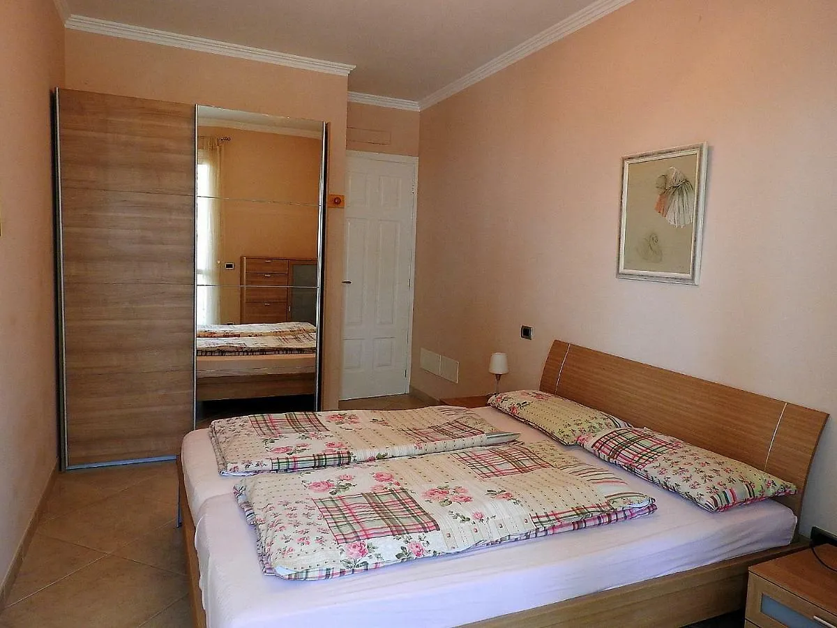 Apartment Villa Emma Ospedaletti