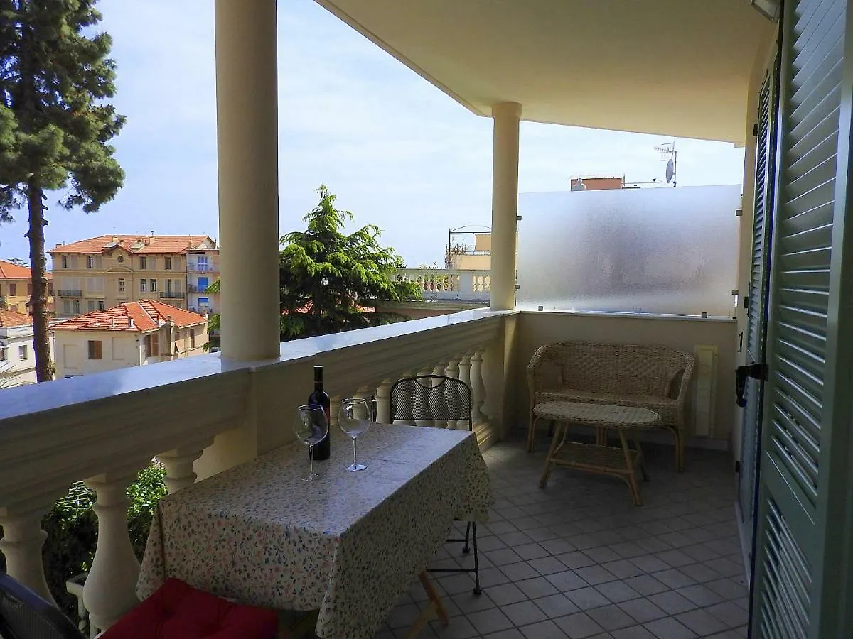 Villa Emma Ospedaletti
